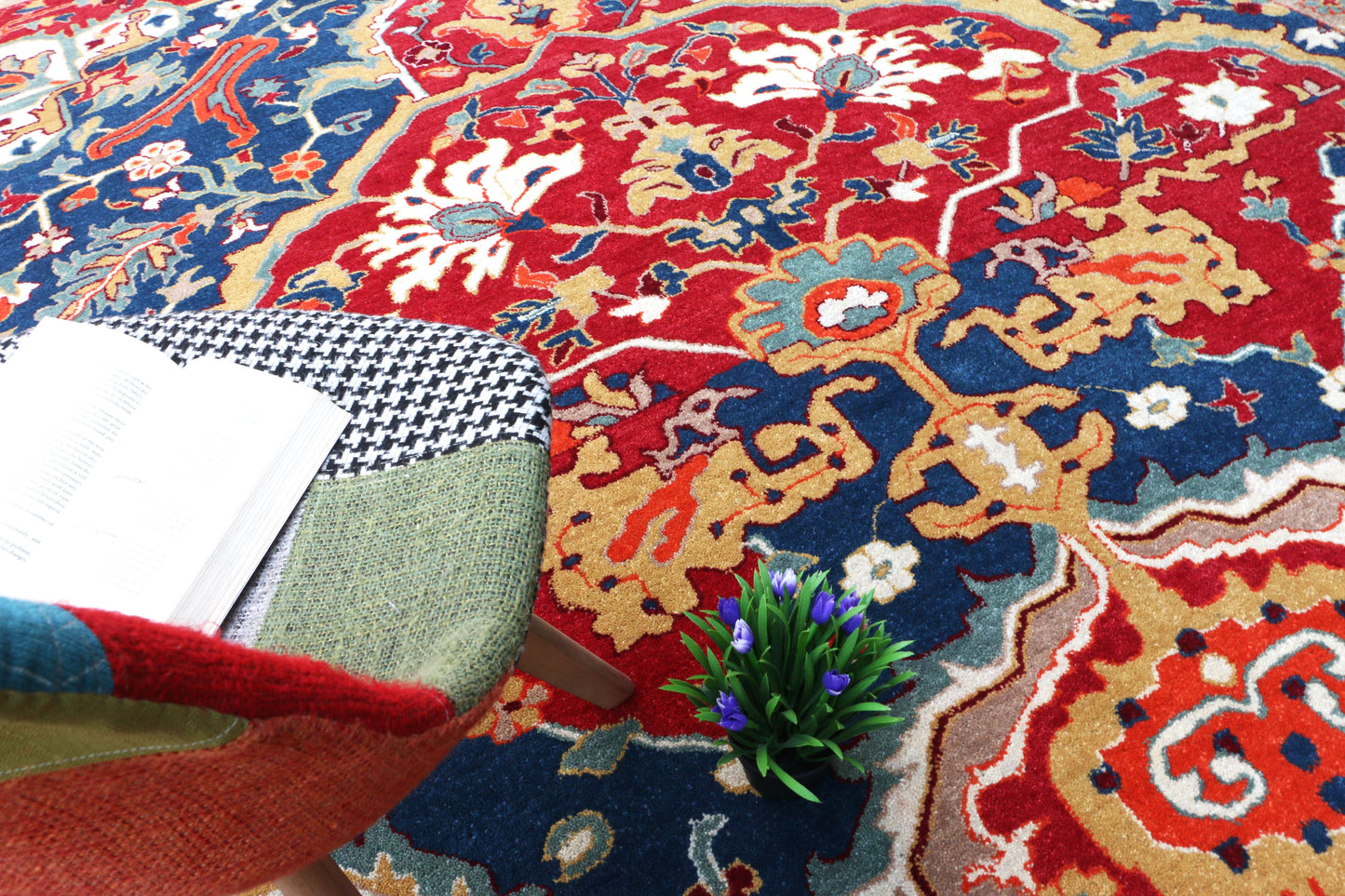 Sultanabad Heriz Multi Red